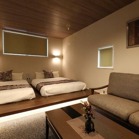 แกรนด์ เบส ฮากาตะซิตี้ Aparthotel ฟูกุโอกะ ภายนอก รูปภาพ