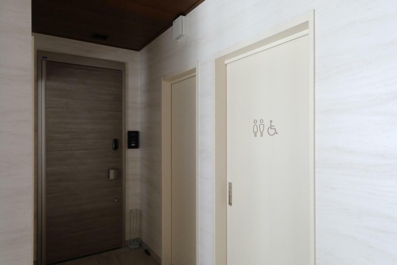 แกรนด์ เบส ฮากาตะซิตี้ Aparthotel ฟูกุโอกะ ภายนอก รูปภาพ